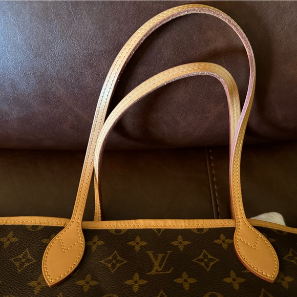 Louis Vuitton Neverfull GM with rose lining - Picture 6 of 15
